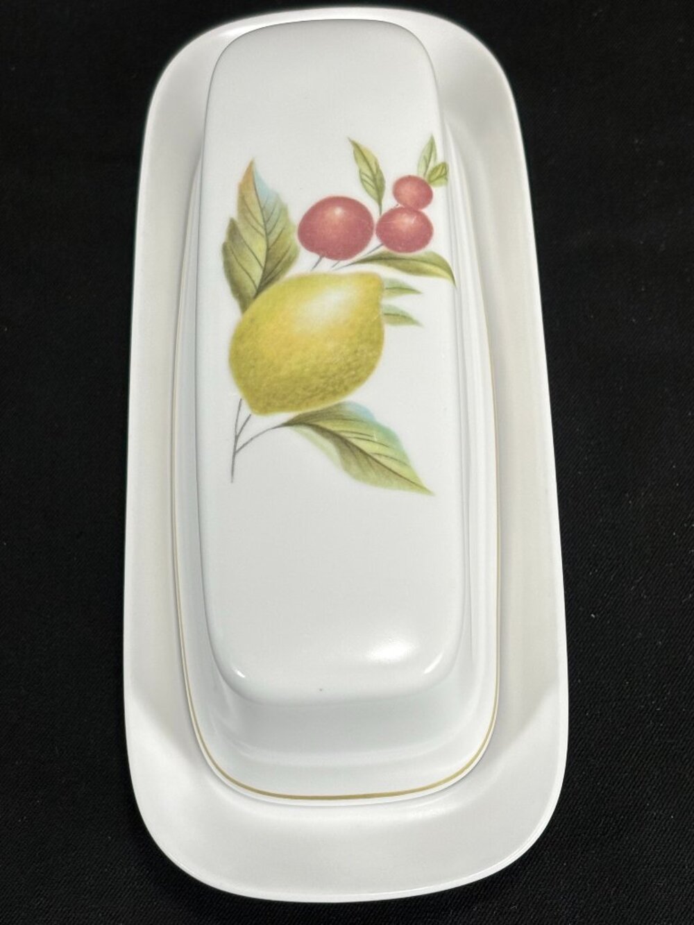 beautiful butter dish. Noritake Japan Progressive china